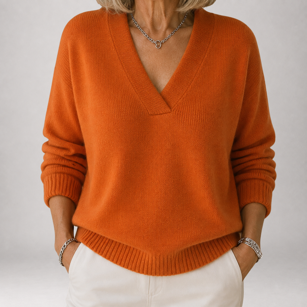 Hollis & June | Quilla Ribbed V-Neck Sweater