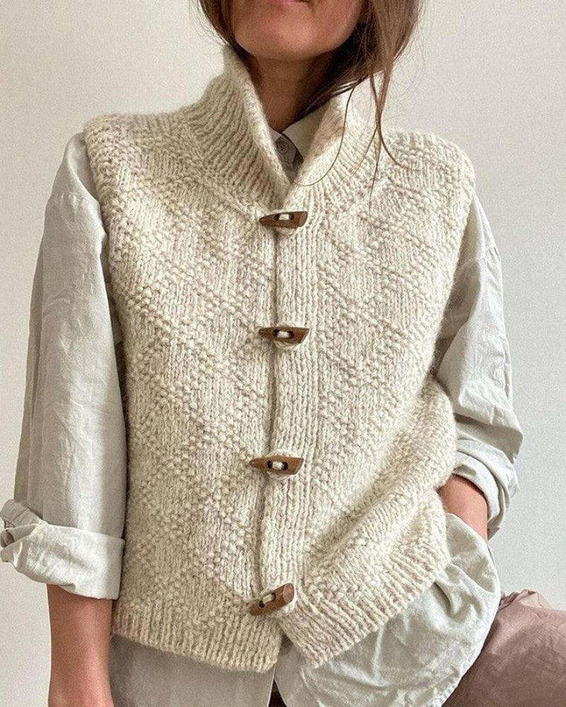 Hollis & June | Yvonne Sleeveless Button Cardigan